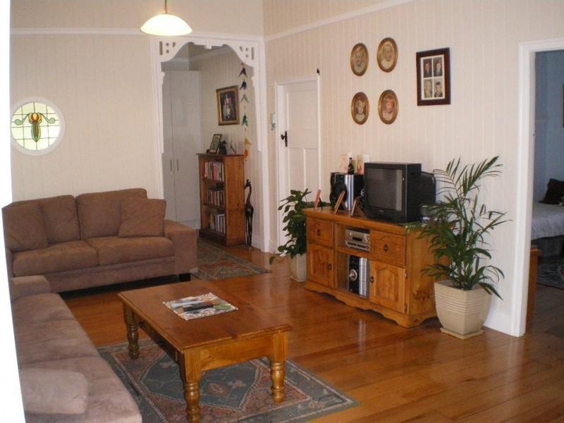 10 Annie Street, Auchenflower QLD 4066