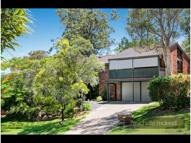 42 Goolman Street, Chapel Hill QLD 4069