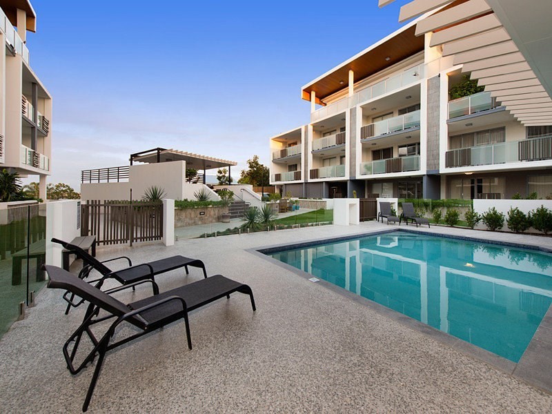 2006/8 Lochaber Street, Dutton Park QLD 4102