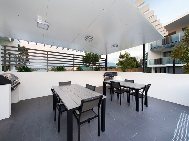 2006/8 Lochaber Street, Dutton Park QLD 4102