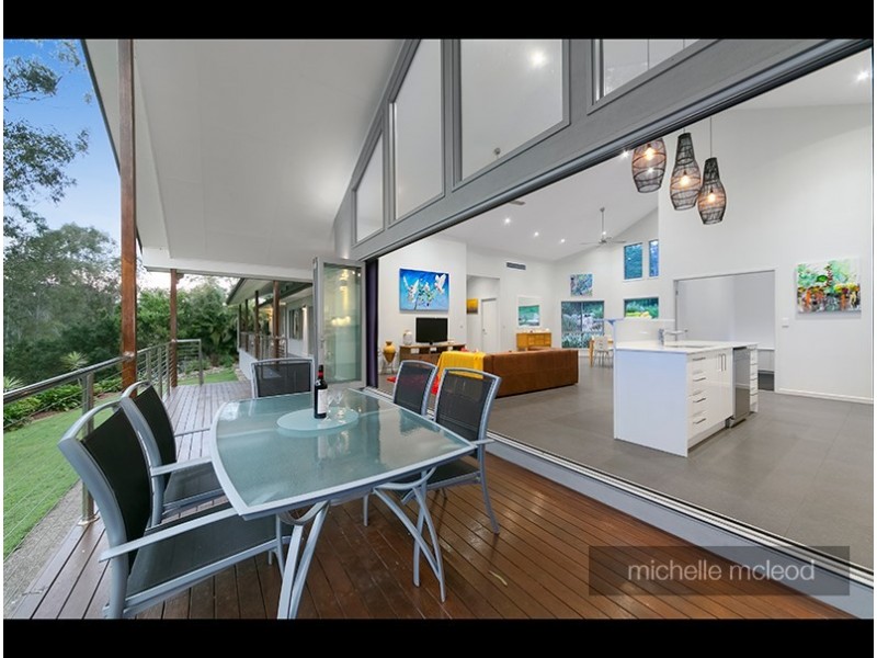 58 Bainbridge Drive, Pullenvale QLD 4069