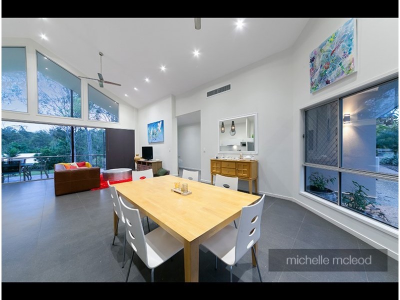 58 Bainbridge Drive, Pullenvale QLD 4069