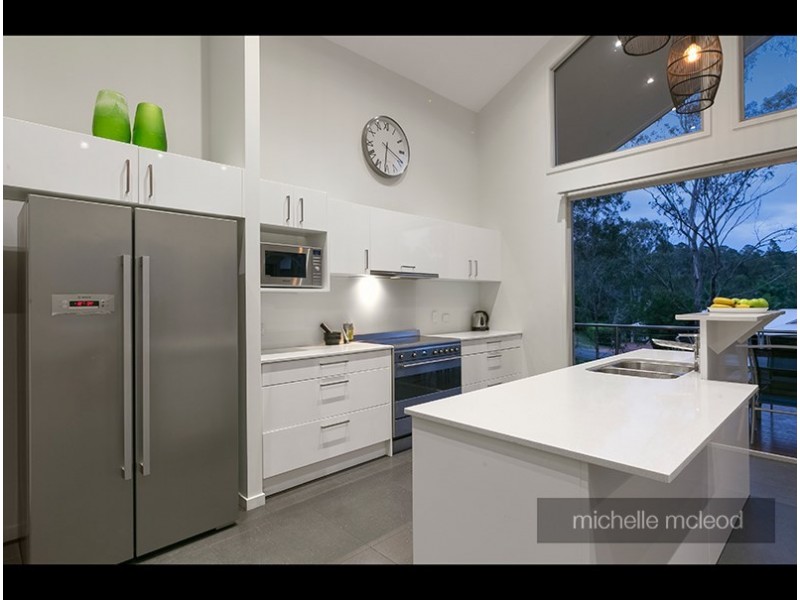 58 Bainbridge Drive, Pullenvale QLD 4069