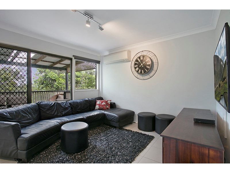 124 Simpsons Road, Bardon QLD 4065