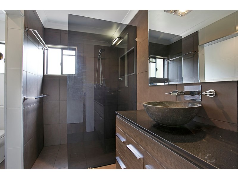 124 Simpsons Road, Bardon QLD 4065