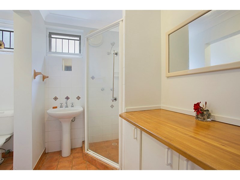 124 Simpsons Road, Bardon QLD 4065