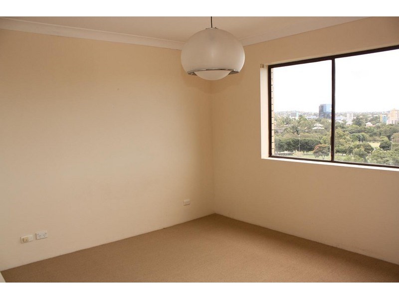 7/14 Bishop Street, St Lucia QLD 4067