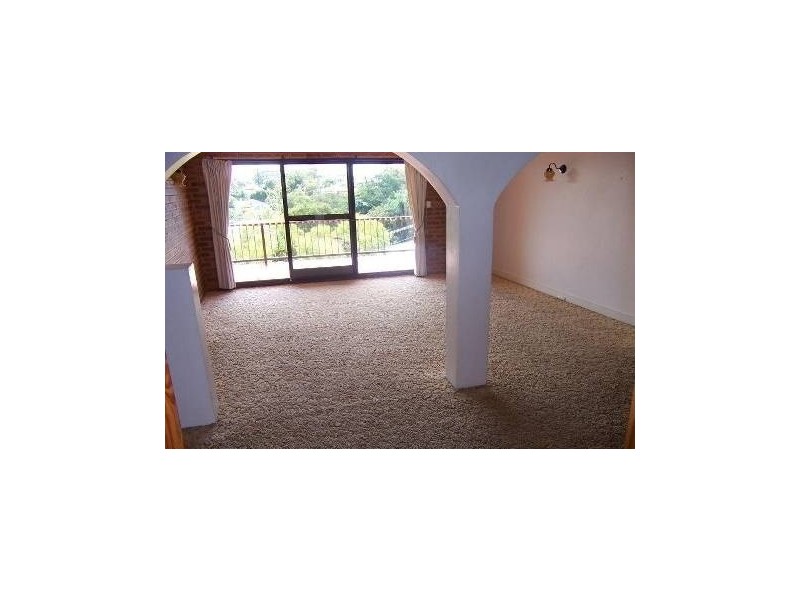 14 Bishop Street, St Lucia QLD 4067