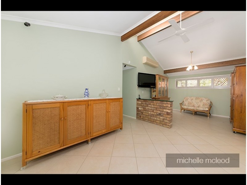 3 Minno Street, Chapel Hill QLD 4069
