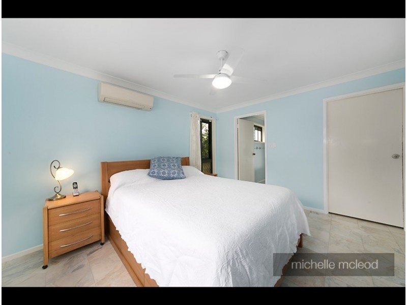 3 Minno Street, Chapel Hill QLD 4069
