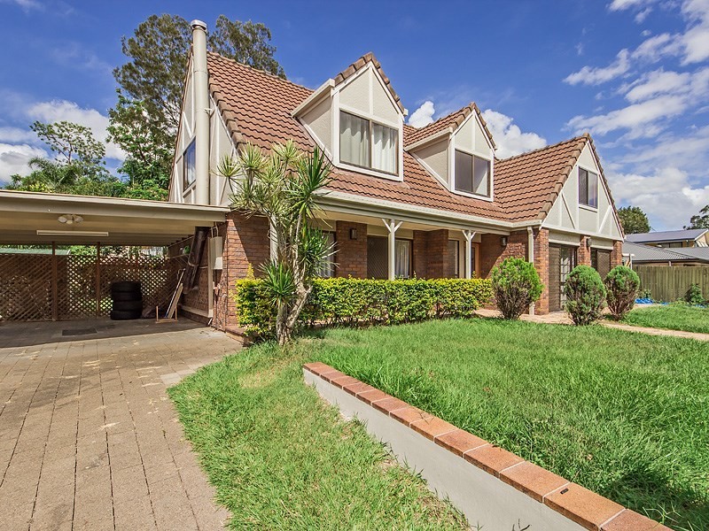 18 Mandalay Street,, Fig Tree Pocket QLD 4069