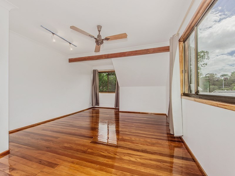 18 Mandalay Street,, Fig Tree Pocket QLD 4069