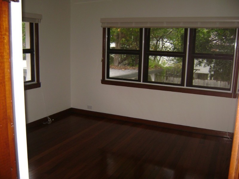 281 Hawken Drive, St Lucia QLD 4067