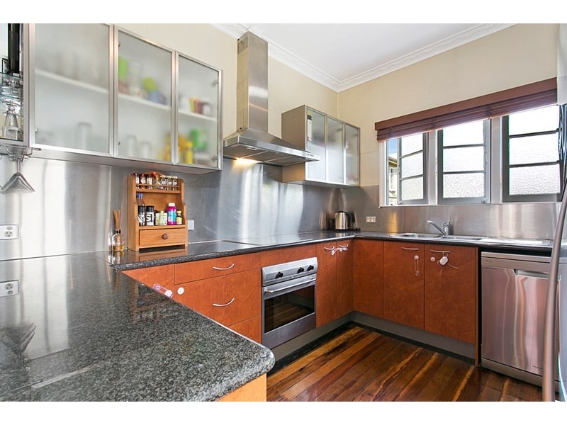 825 Oxley Road, Corinda QLD 4075