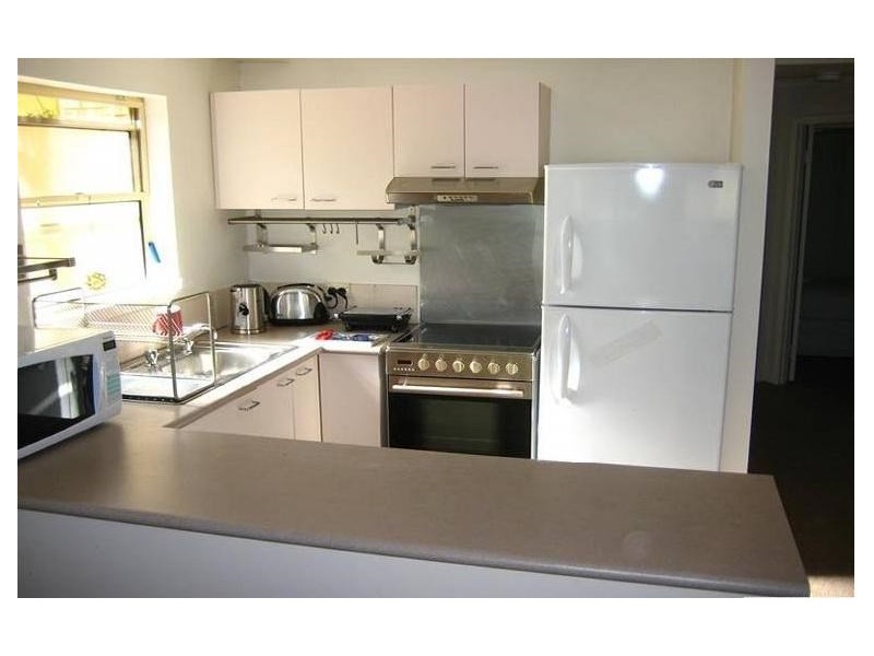 3/124 Carmody Road, St Lucia QLD 4067