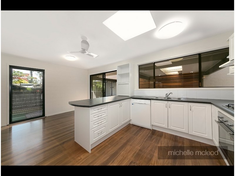 26 Aurora Crescent, Kenmore QLD 4069