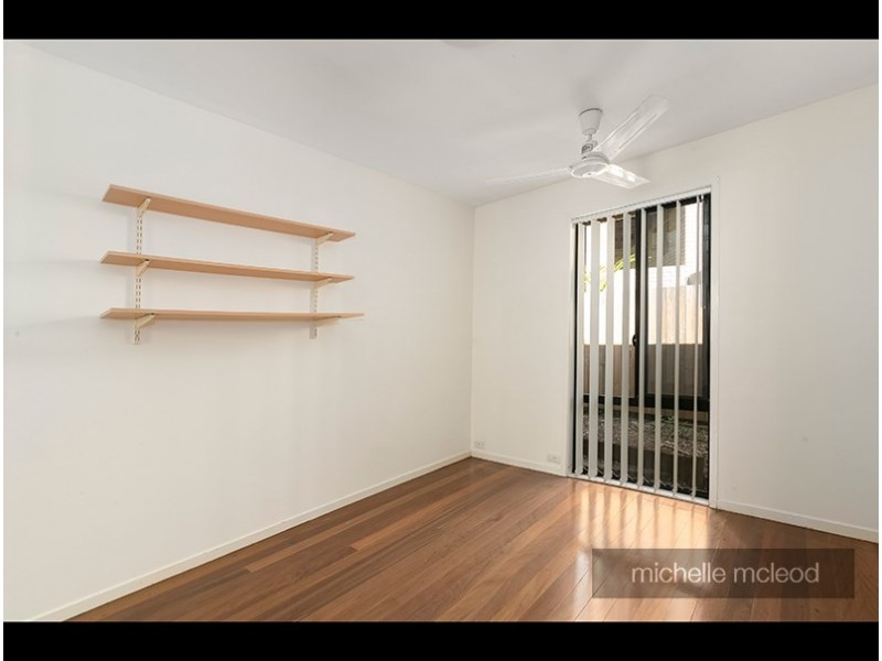 26 Aurora Crescent, Kenmore QLD 4069