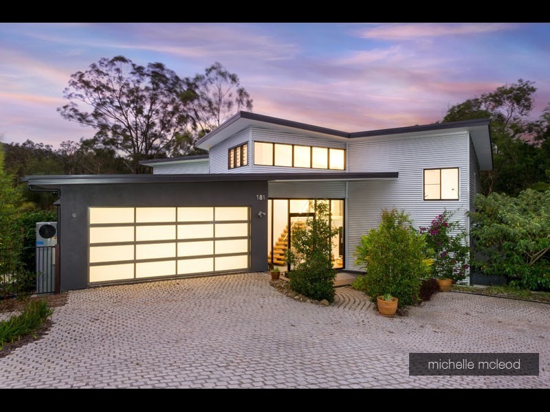 181 Chapel Hill Road, Chapel Hill QLD 4069