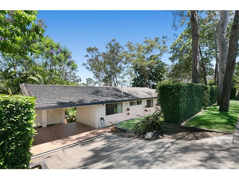 138 Jerrang Street, Indooroopilly QLD 4068