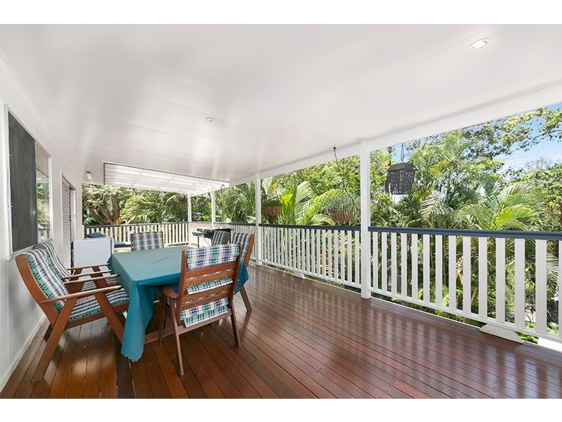 138 Jerrang Street, Indooroopilly QLD 4068