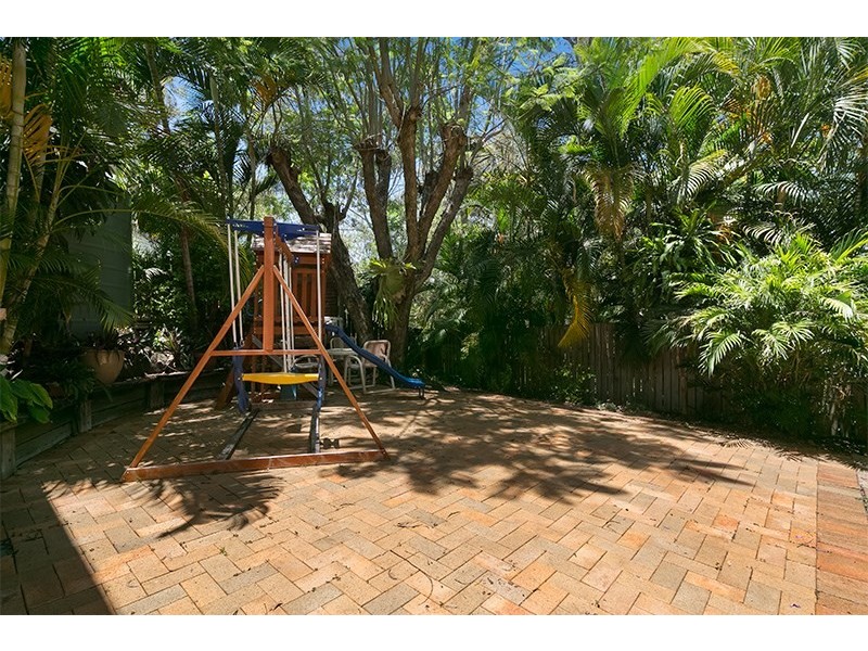 138 Jerrang Street, Indooroopilly QLD 4068