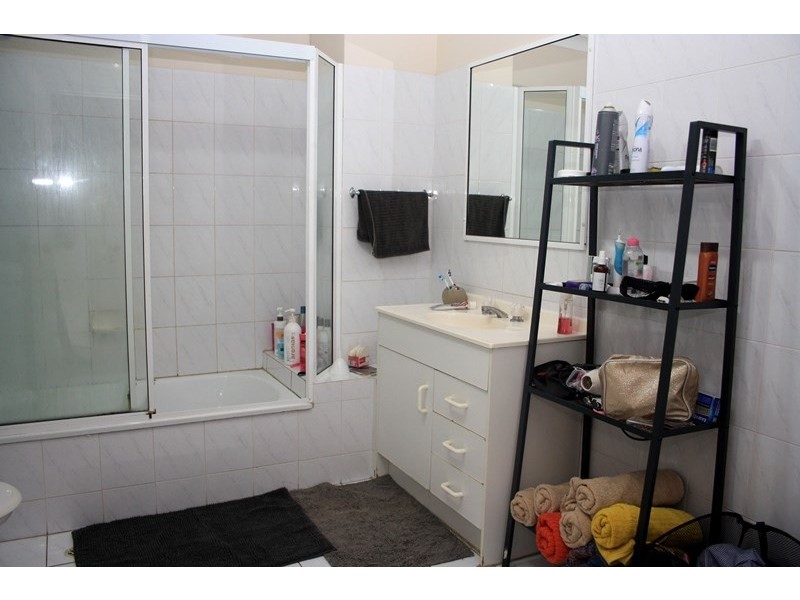 4/31 Swann Road, Taringa QLD 4068