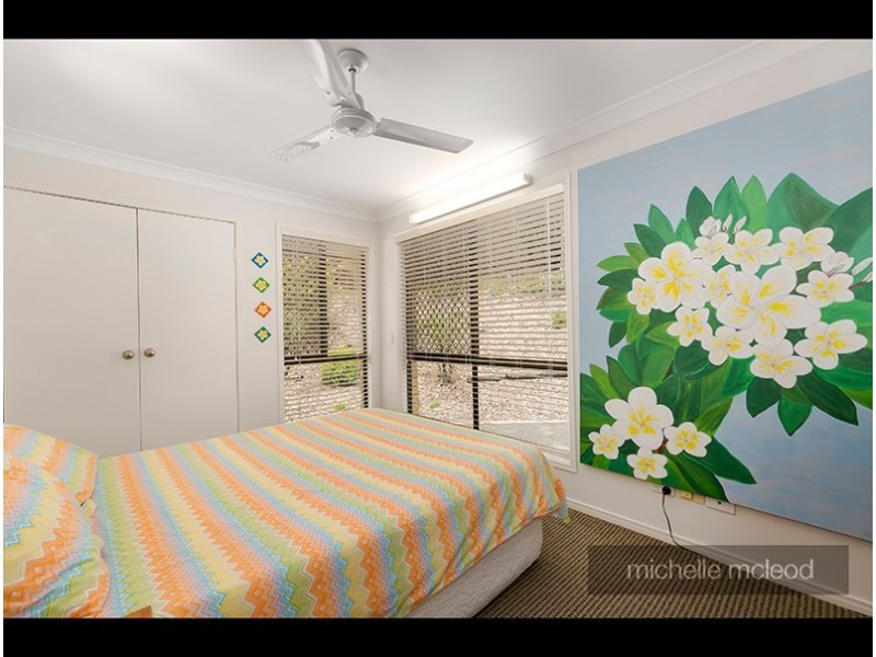 15 Ringway Place, Chapel Hill QLD 4069