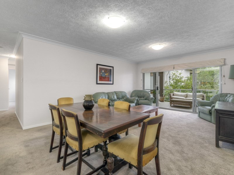 10/36 Holland Street, Toowong QLD 4066