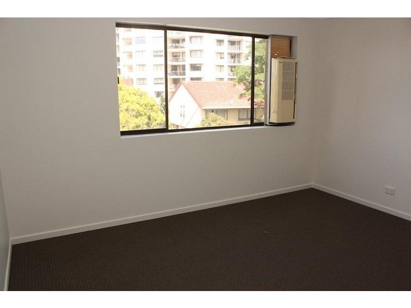 25/12 Patrick Lane, Toowong QLD 4066