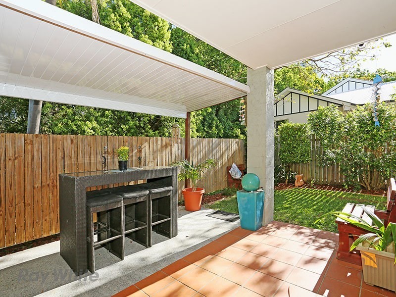 7 Vera Street, Toowong QLD 4066