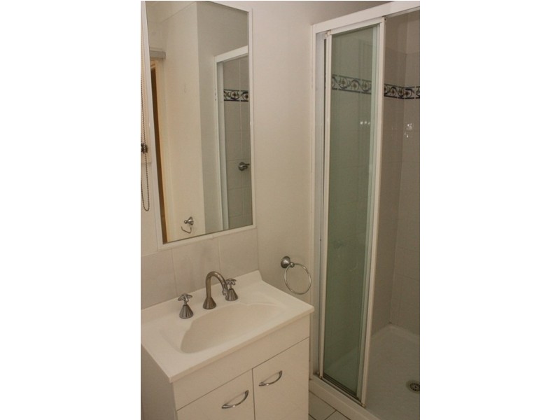 1/57 Coonan Street, Indooroopilly QLD 4068