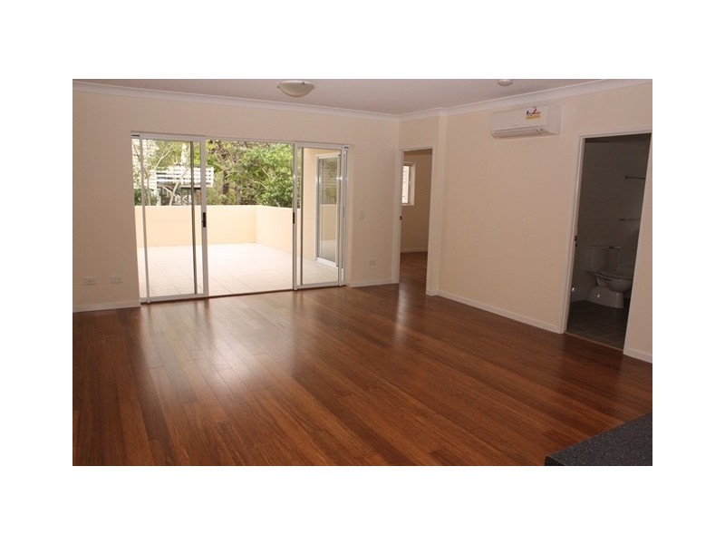 1/16 Explorer Street, Toowong QLD 4066