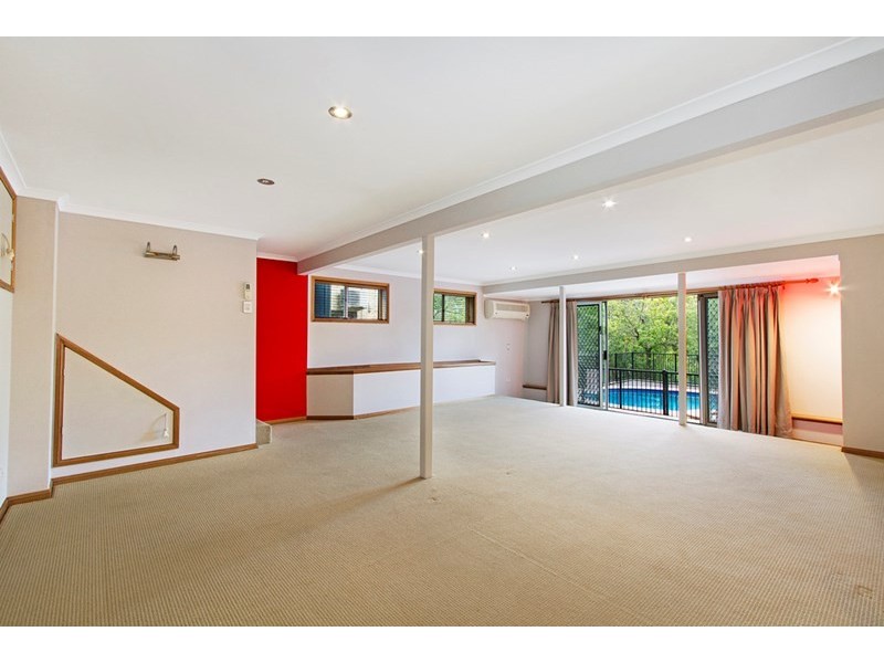 45 Marland Street, Kenmore QLD 4069