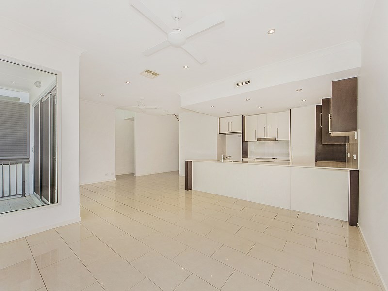 5/57 Sisley Street, St Lucia QLD 4067