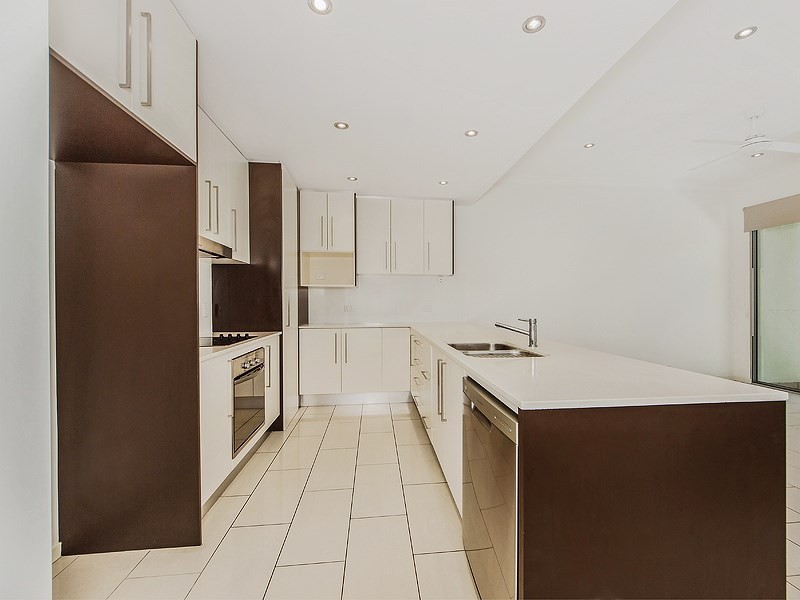 5/57 Sisley Street, St Lucia QLD 4067