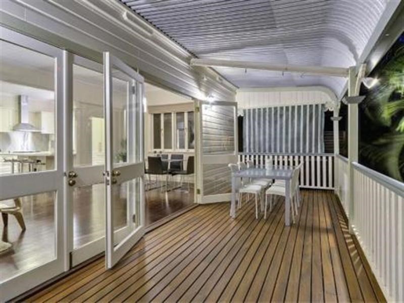 55 Fewings Street, Toowong QLD 4066