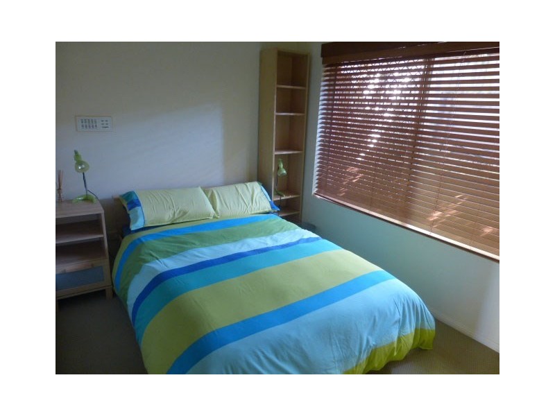 28 Binyara Street, Chapel Hill QLD 4069