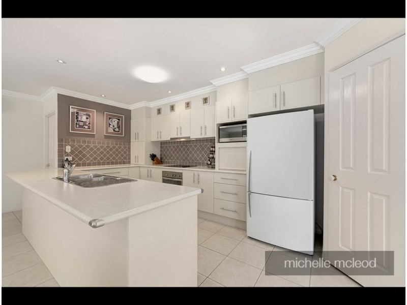 9/157 Brookfield Road, Kenmore Hills QLD 4069