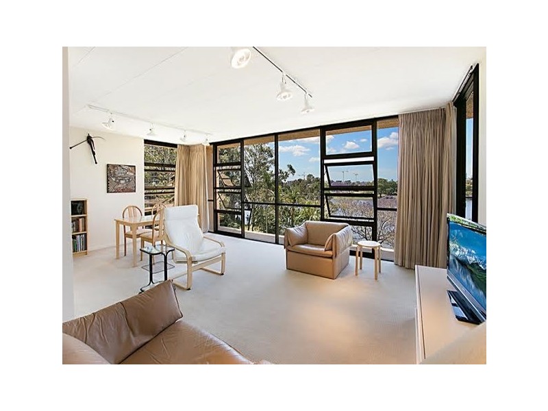 15/72 Sandford Street, St Lucia QLD 4067
