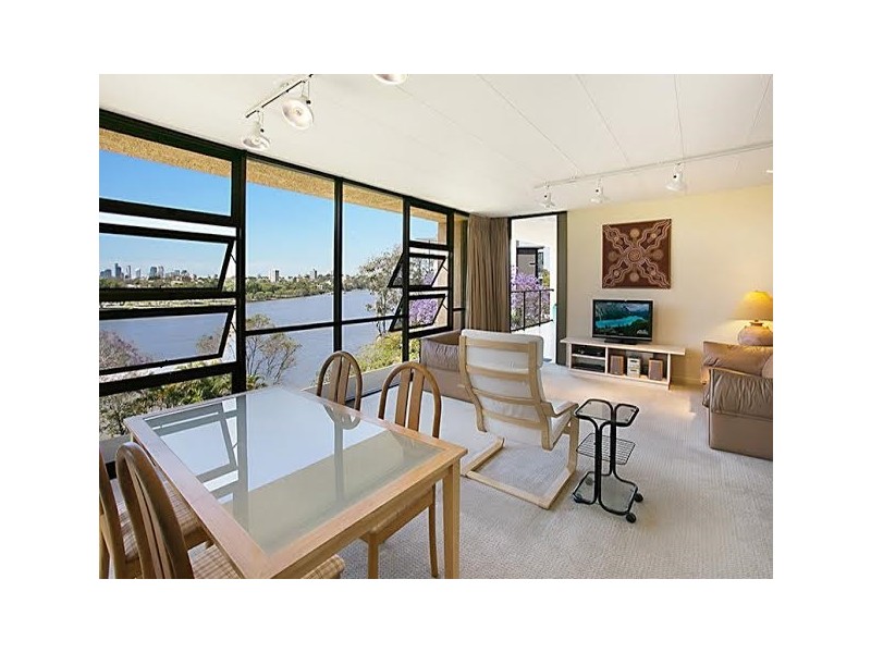 15/72 Sandford Street, St Lucia QLD 4067