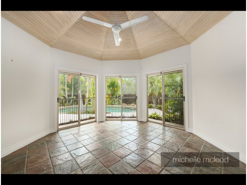 45 Morningview Street, Chapel Hill QLD 4069