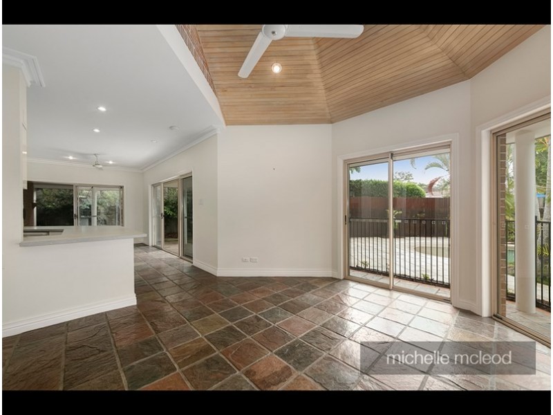 45 Morningview Street, Chapel Hill QLD 4069