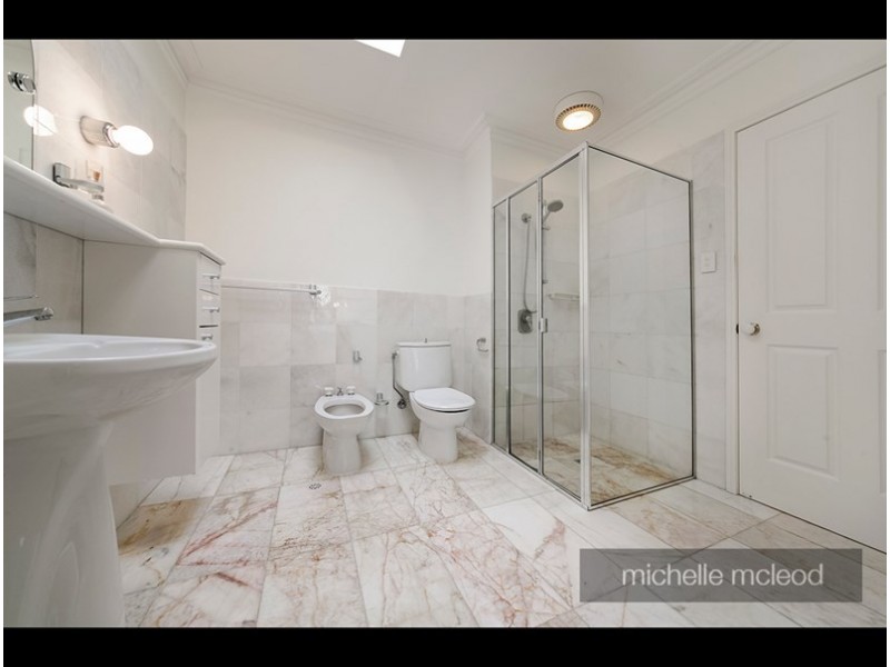 45 Morningview Street, Chapel Hill QLD 4069