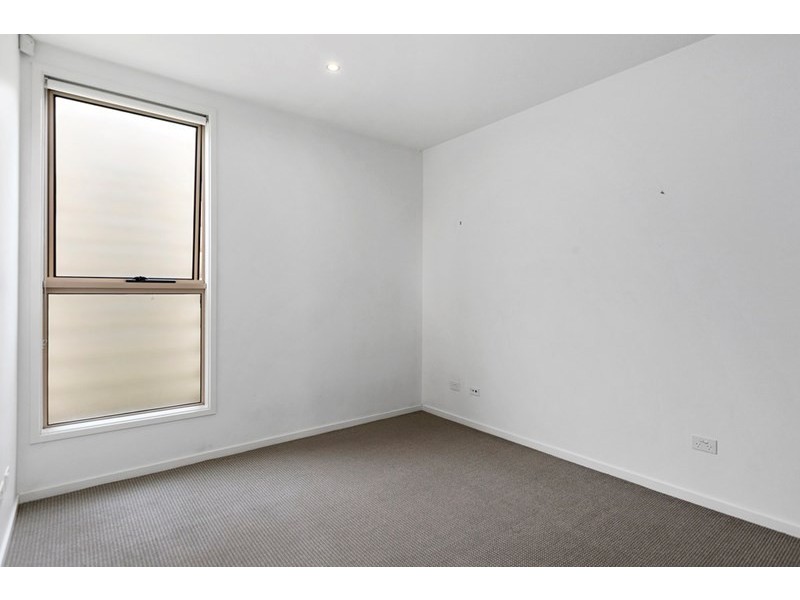 2/76 Durham Street, St Lucia QLD 4067