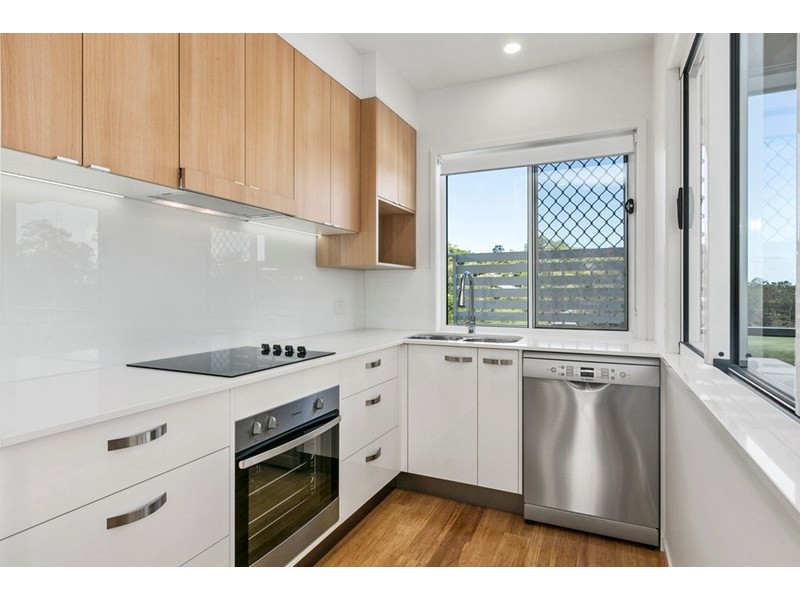 24 Ballara Lane, Toowong QLD 4066