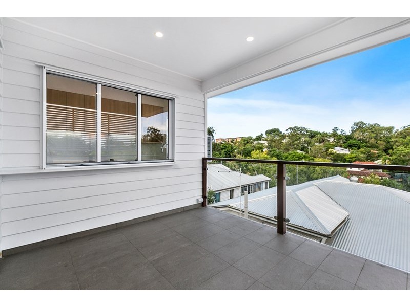 24 Ballara Lane, Toowong QLD 4066