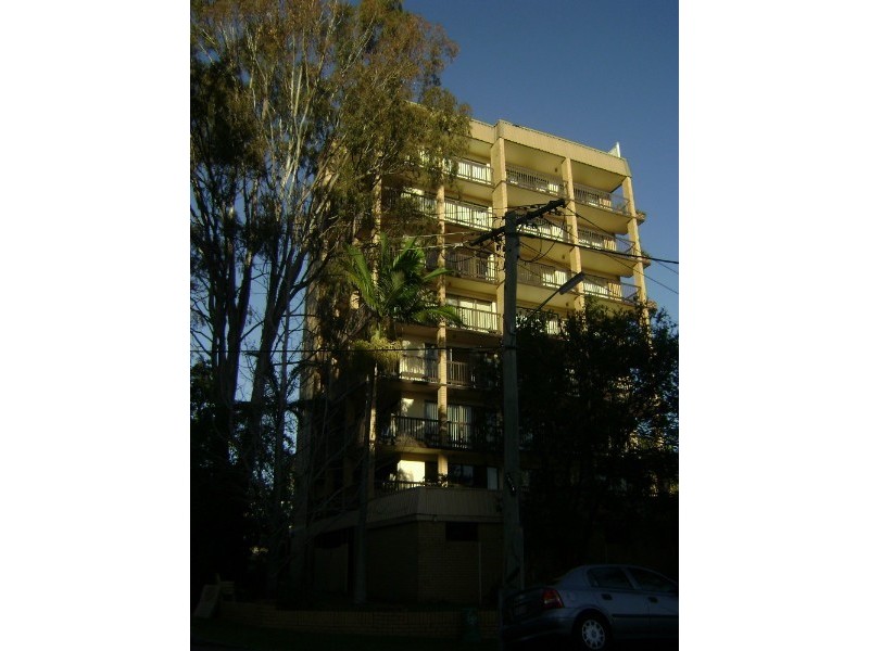 21 Sandford Street, St Lucia QLD 4067