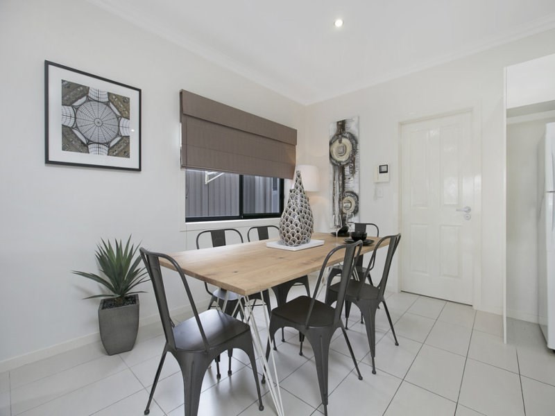 4/16 Derby Street, Coorparoo QLD 4151