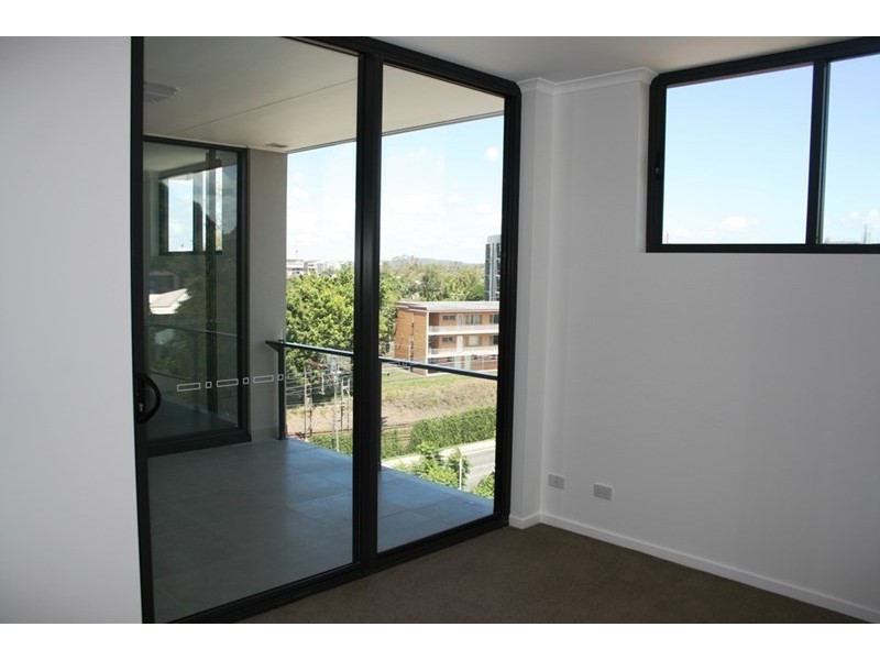 32/3 Bennett Street, Toowong QLD 4066