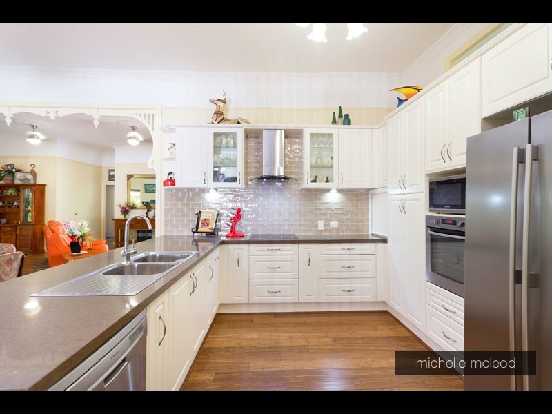 9 Cantwell Street, Anstead QLD 4070